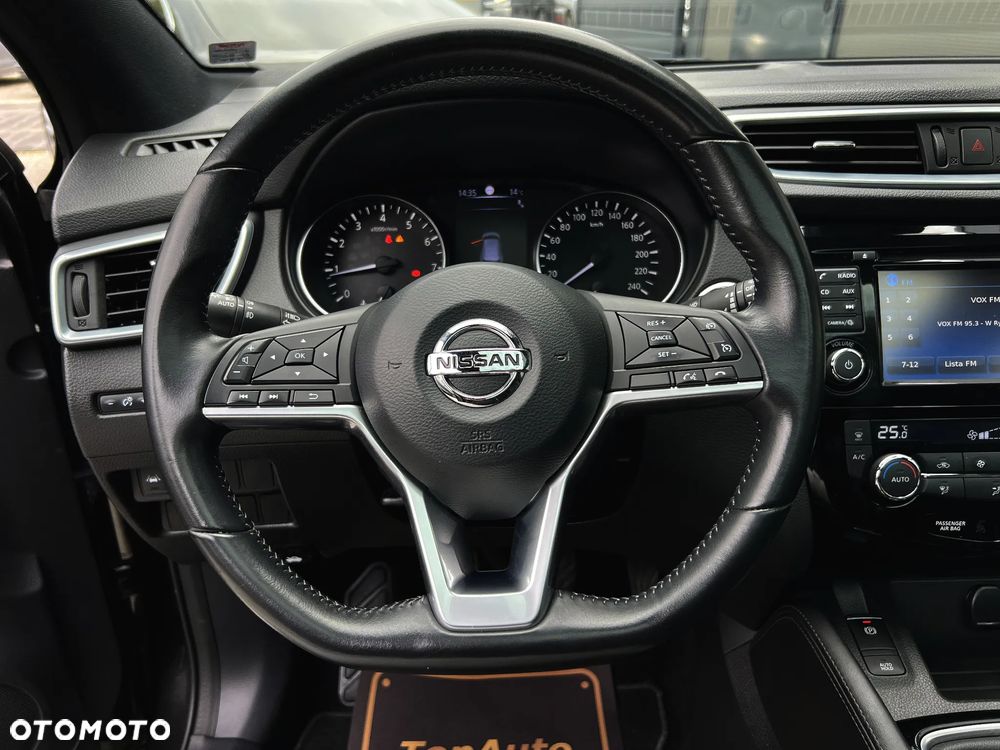 Nissan Qashqai 1.2 DIG-T TEKNA+ - 29