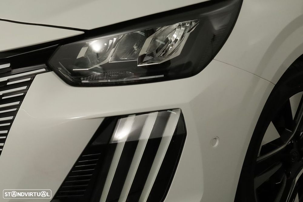 Peugeot 208 1.2 PureTech Allure - 6