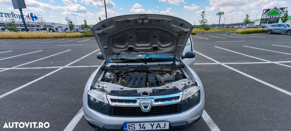 Dacia Duster 1.6 4x4 Laureate - 6