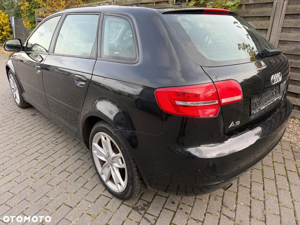 Audi A3 Sportback - 6