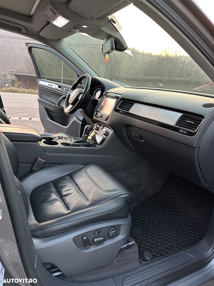 Volkswagen Touareg - 7