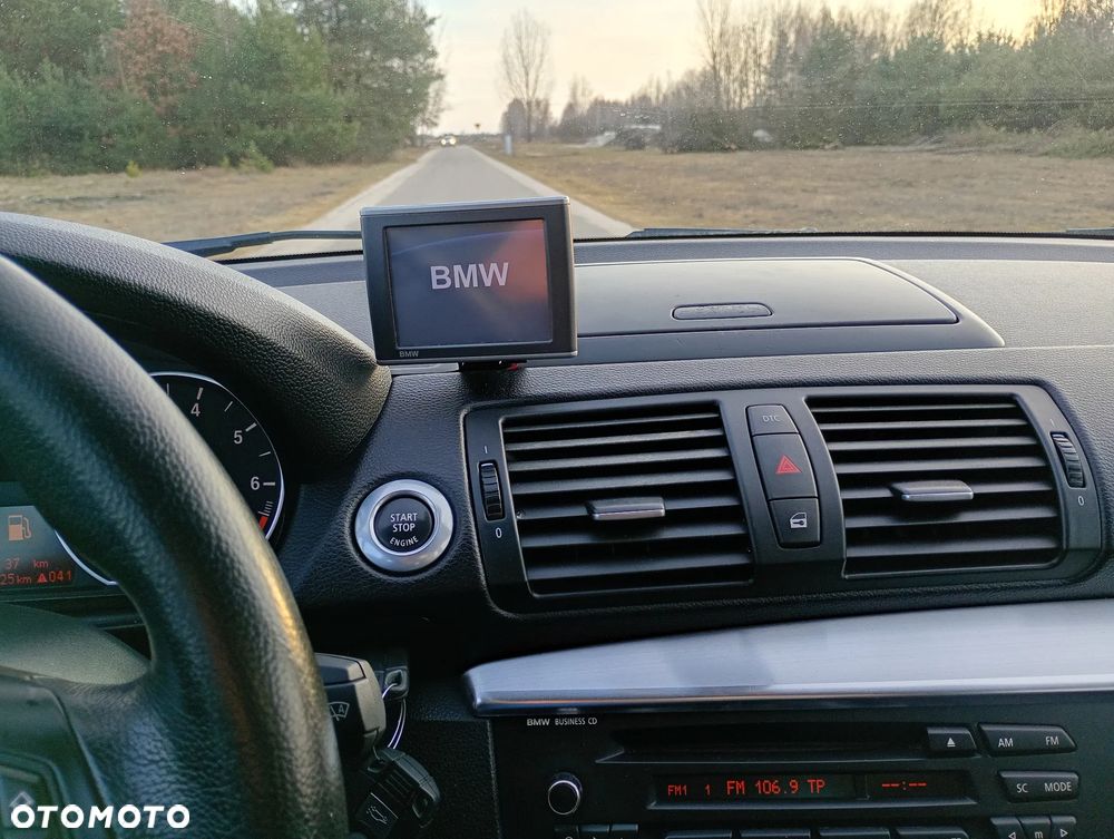 BMW Seria 1 - 32