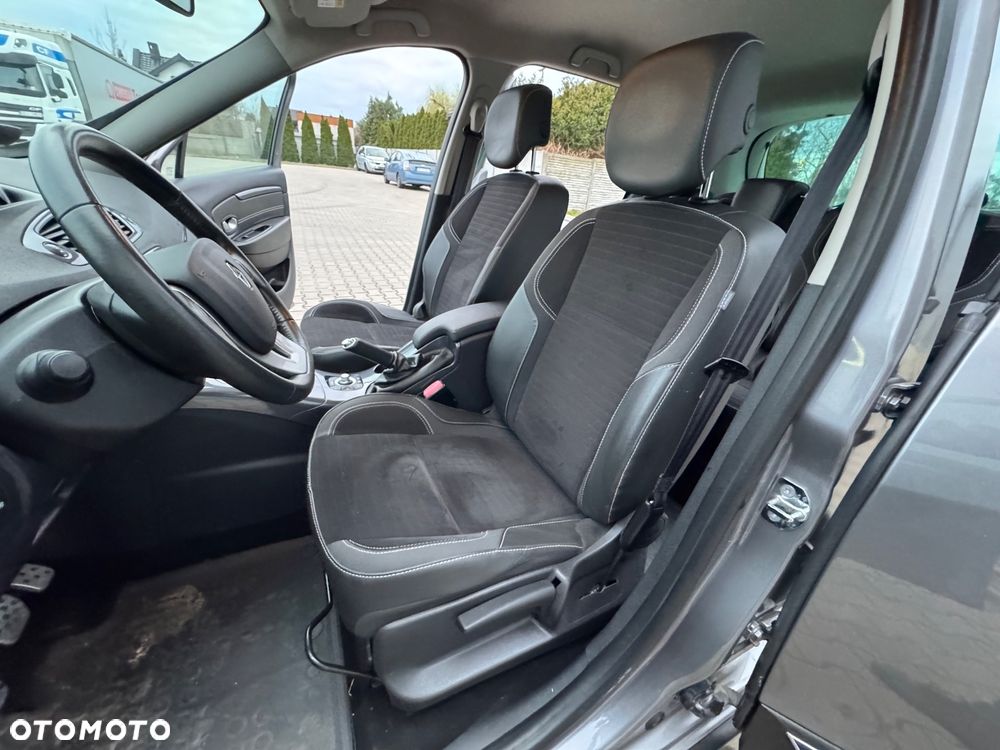 Renault Scenic Energy TCe 130 S&S Bose Edition - 17