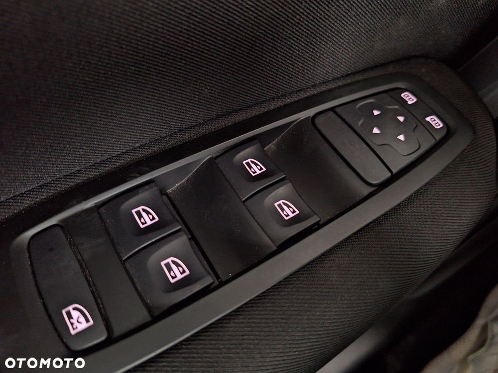 Renault Megane 1.5 Blue dCi Zen - 40