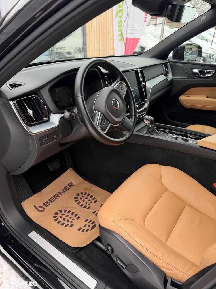 Volvo XC 60 D4 AWD Momentum - 12