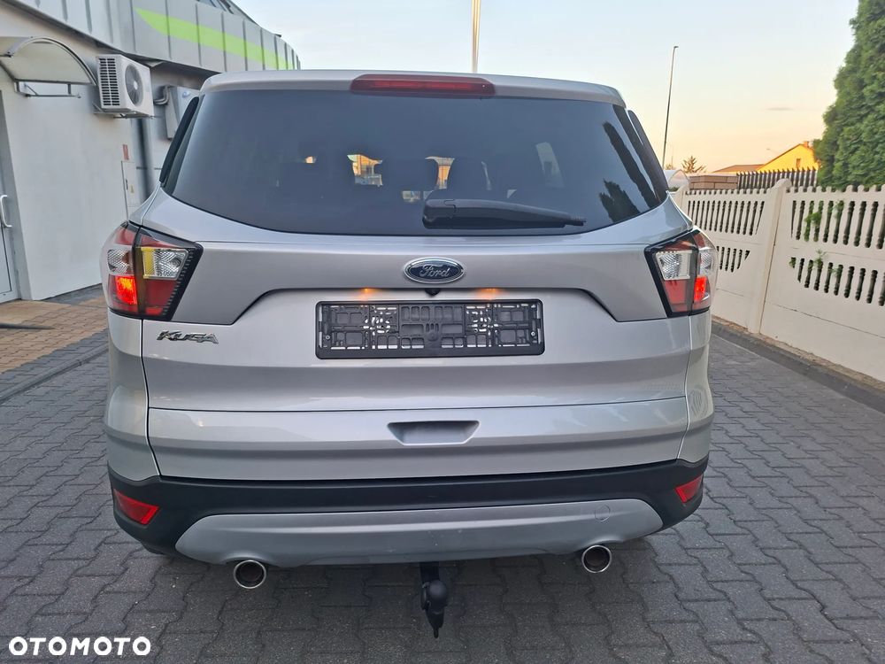 Ford Kuga 2.0 TDCi 2x4 Black & Silver - 15