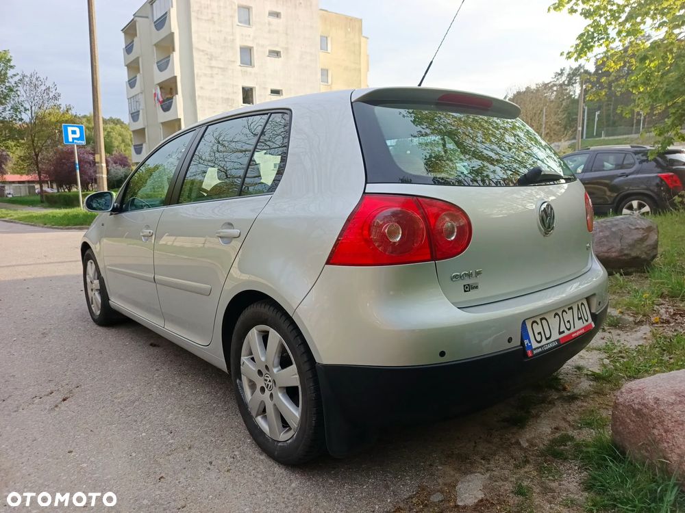 Volkswagen Golf 1.6 Q-Line - 3