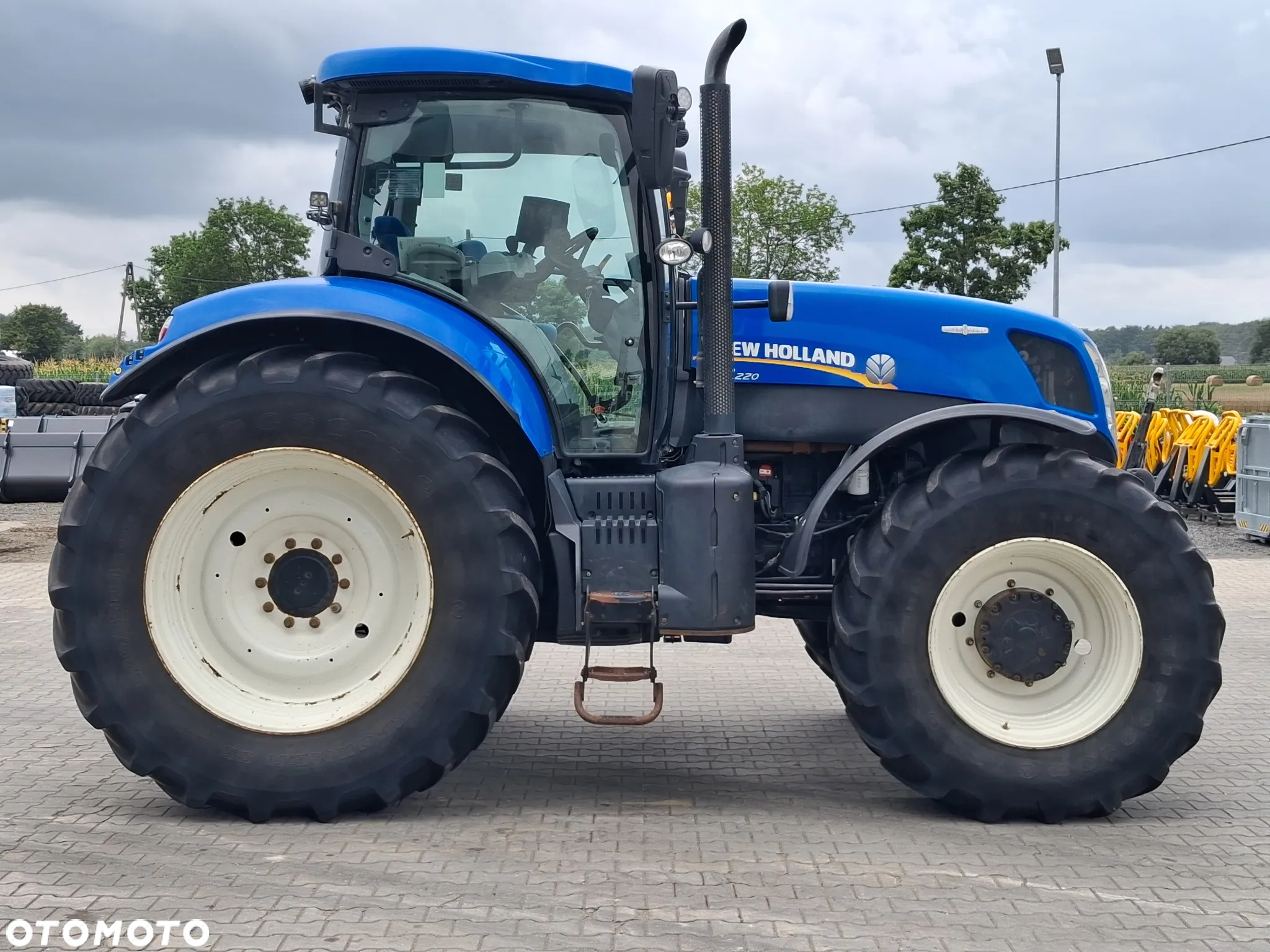 New Holland T 7.220 - 5