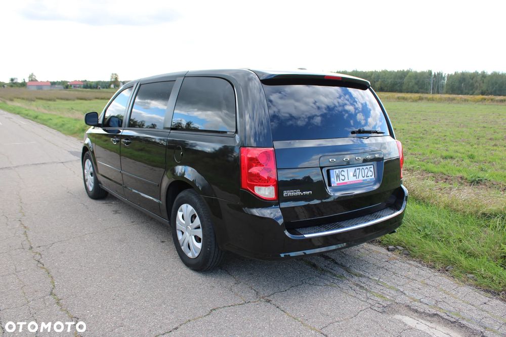 Dodge Grand Caravan - 3