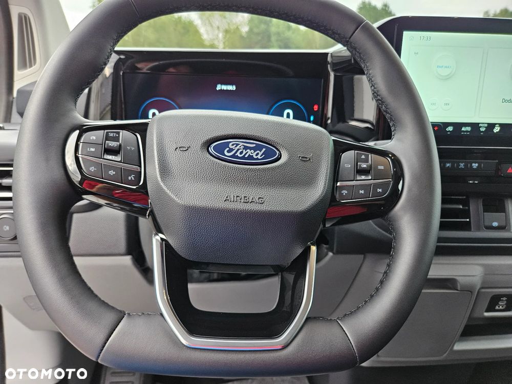 Ford Tourneo Custom 2.0 EcoBlue 320 AWD L2 Titanium - 26