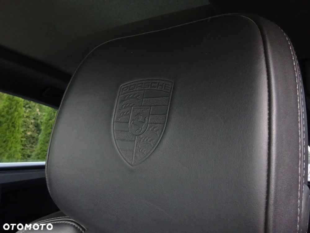 Porsche Macan - 13