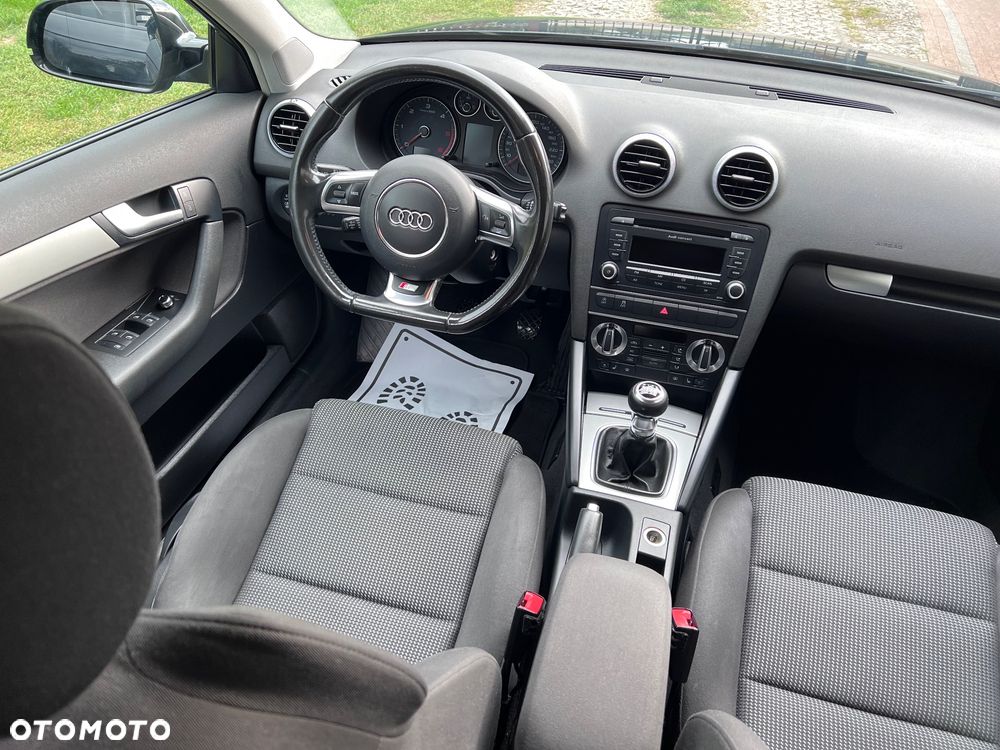 Audi A3 Sportback 2.0 TDI S line Sportpaket plus - 25