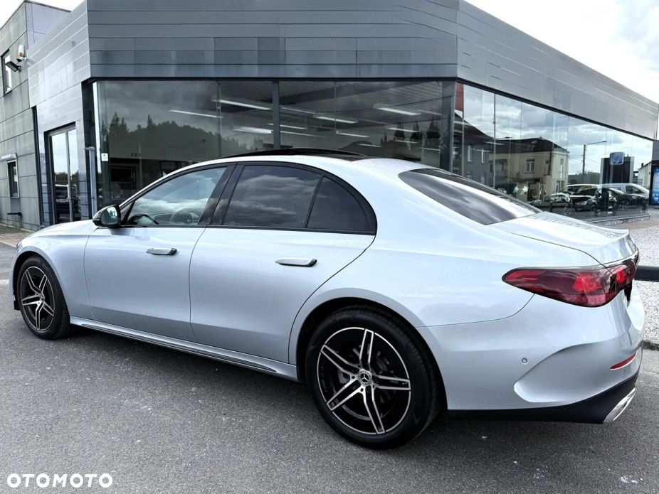 Mercedes-Benz Klasa E 220 d mHEV 4-Matic AMG 9G-Tronic - 3