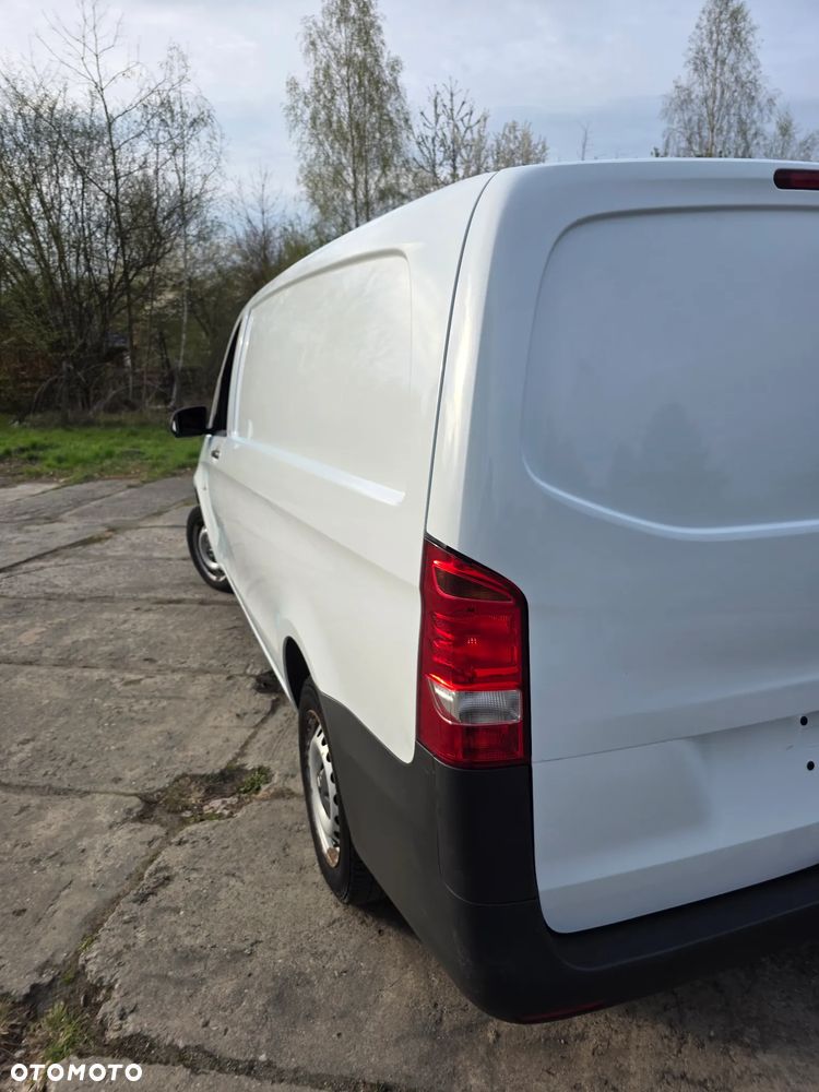 Mercedes-Benz Vito 447 klima Tempomat 145700 km long silnik 2,2 vivaro trafic custom - 13