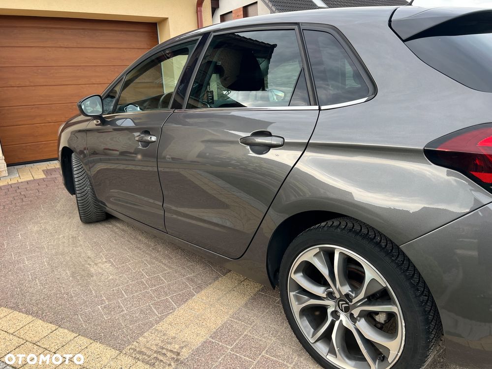 Citroën C4 BlueHDi 100 Stop&Start 86g Selection - 17