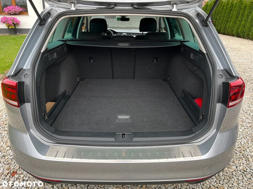 Volkswagen Passat 2.0 TDI EVO Business - 17
