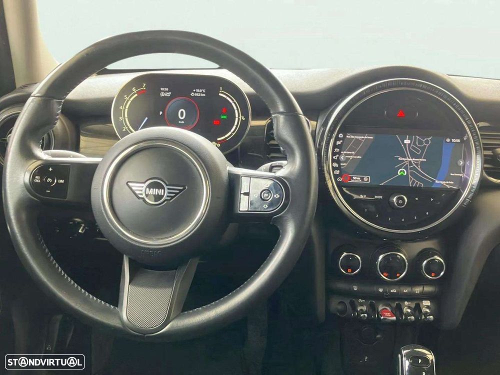 MINI 5 Portas Cooper Auto - 10
