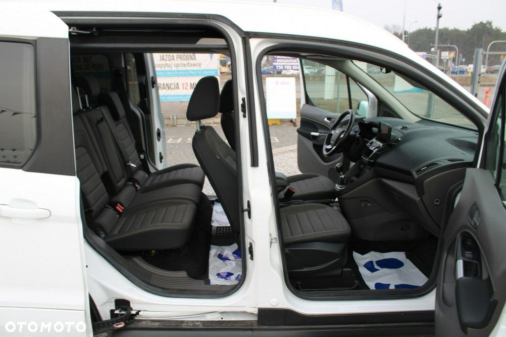 Ford Tourneo Connect - 33