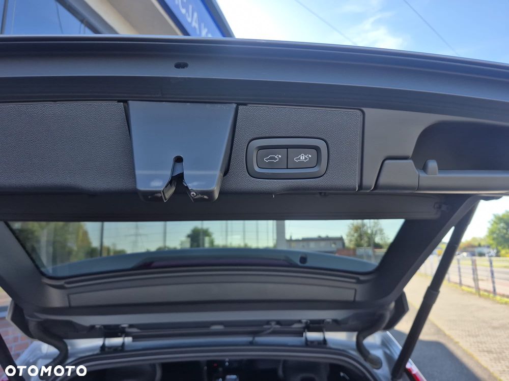 Volvo XC 60 B4 D Geartronic RDesign - 21