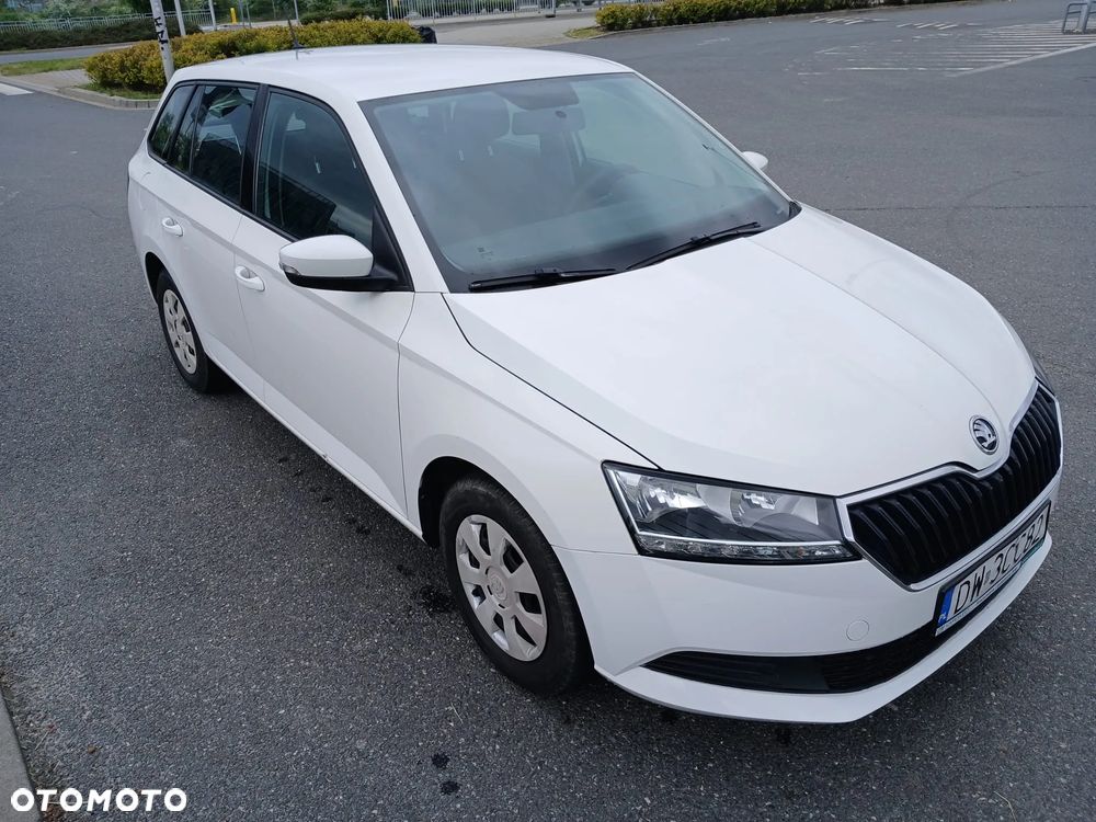 Skoda Fabia - 8