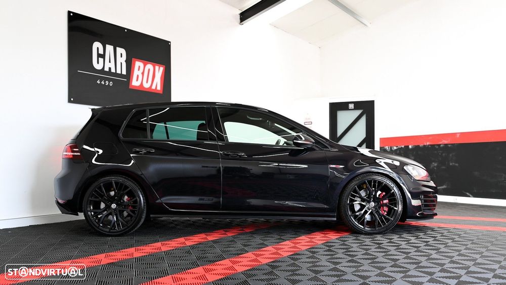 VW Golf - 6