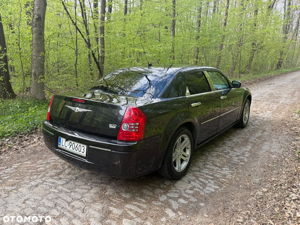 Chrysler 300C - 6