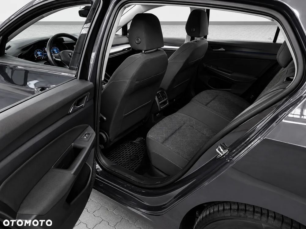 Volkswagen Golf 1.5 eTSI Life DSG - 10