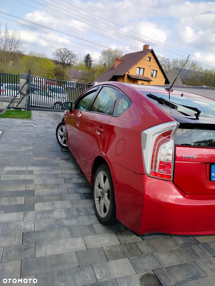 Toyota Prius 1.8 HSD Prestige - 6