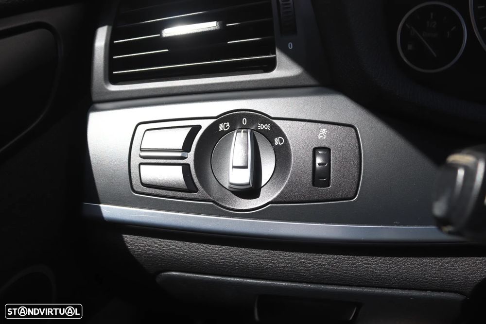 BMW X3 18 d sDrive Auto - 21