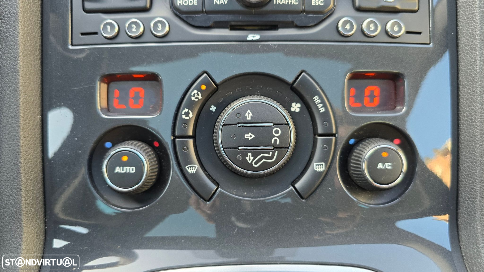 Peugeot 5008 1.6 THP Sport - 23