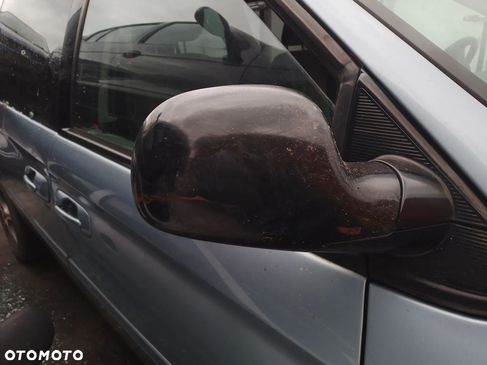 CHRYSLER GRAND VOYAGER IV 04-08 3.8 MPFI SXT - RADIO PBE - 15