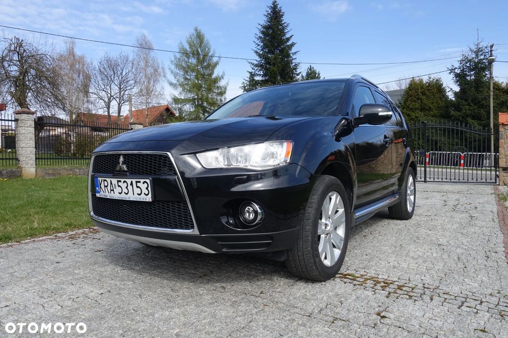 Mitsubishi Outlander 2.0 DID Intense + - 12