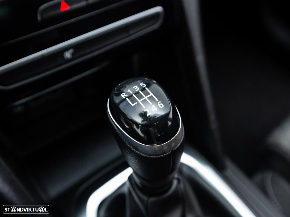 Renault Mégane Sport Tourer 1.5 Blue dCi Limited — fotografia 16