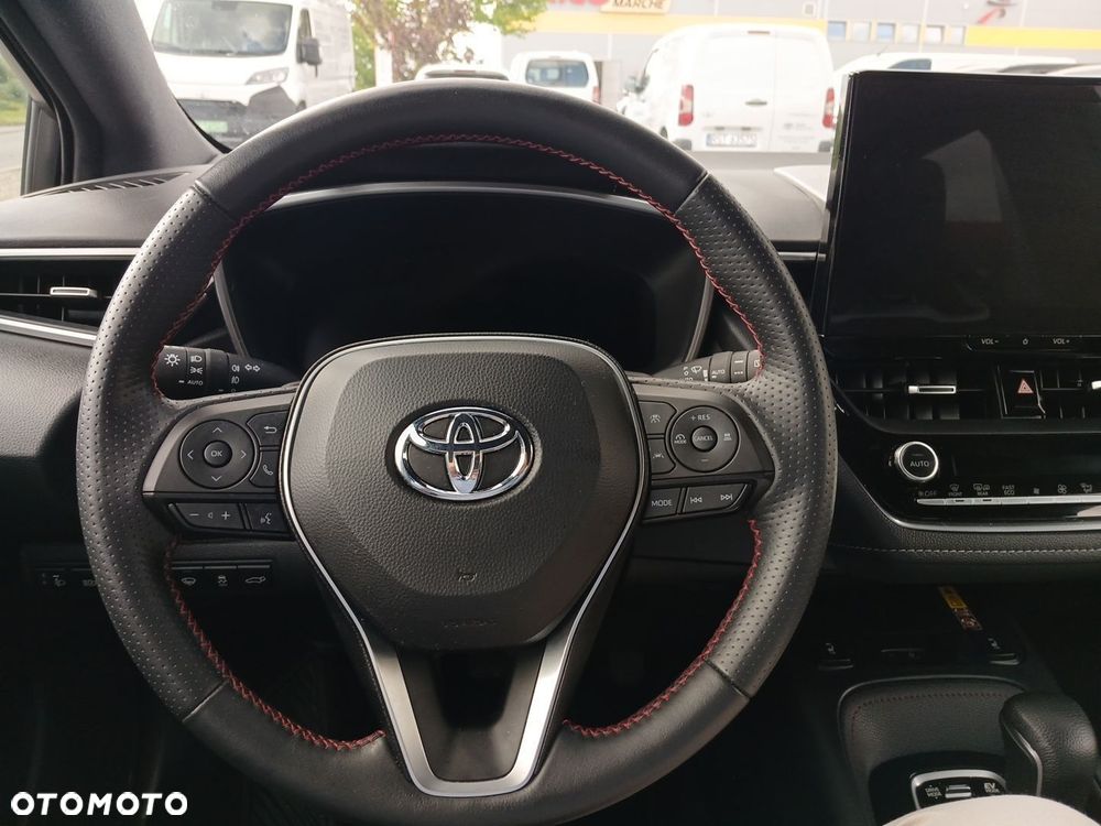 Toyota Corolla 2.0 Hybrid GR Sport Dynamic - 17