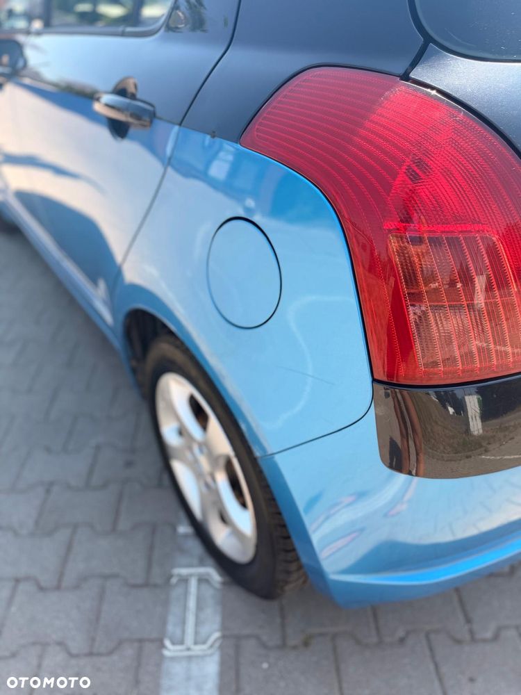 Suzuki Swift 1.5 GLX / Comfort - 11