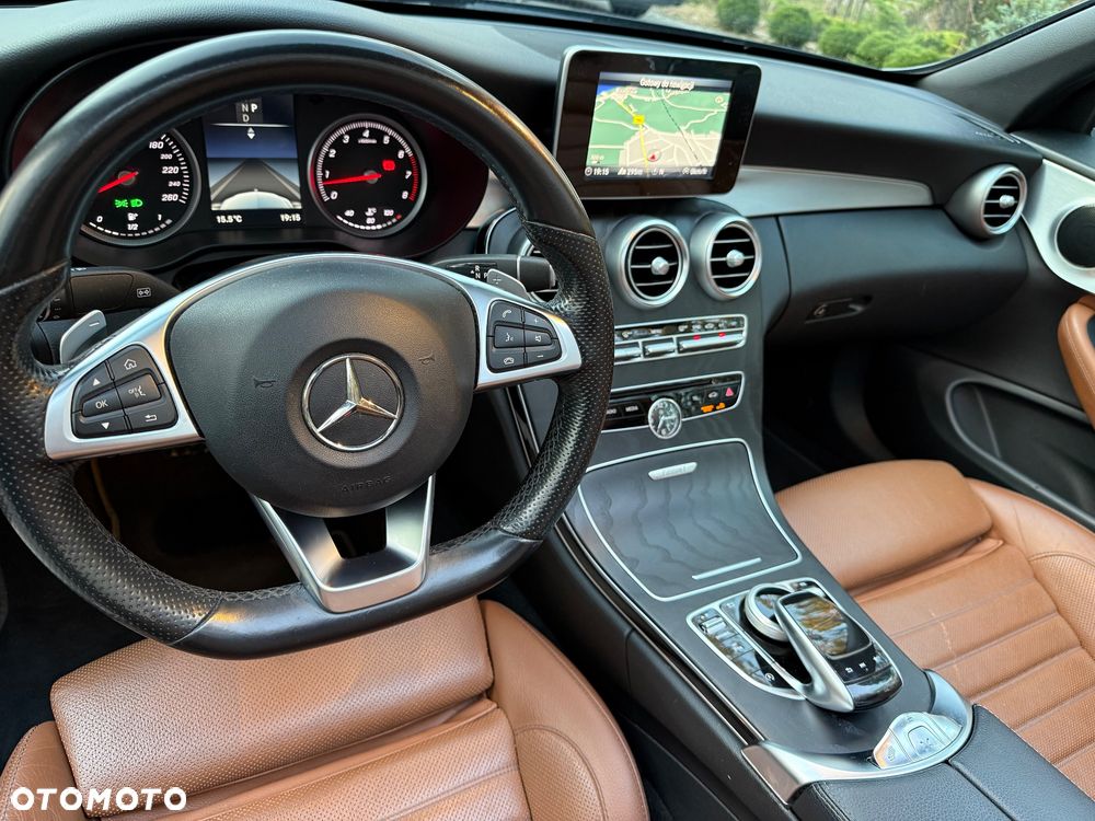 Mercedes-Benz Klasa C 200 4Matic 9G-TRONIC - 17