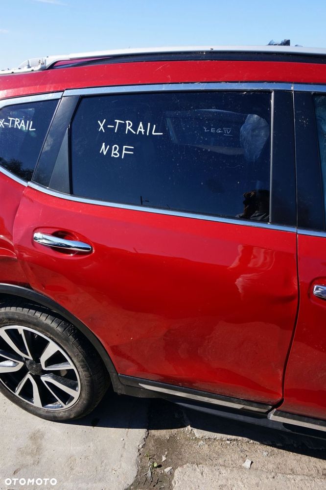 DRZWI TYLNE PRAWE X-TRAIL T32 III LIFT NBF  CZERWONY NISSAN 2017-2021 - 1