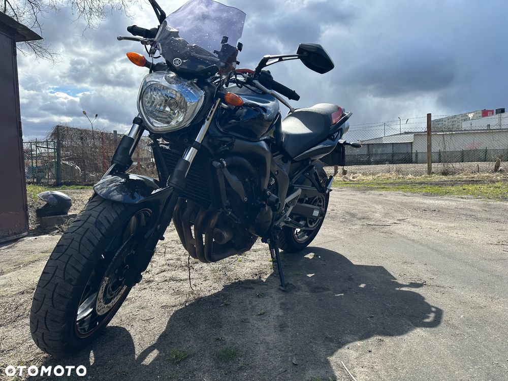 Yamaha FZ6 - 4