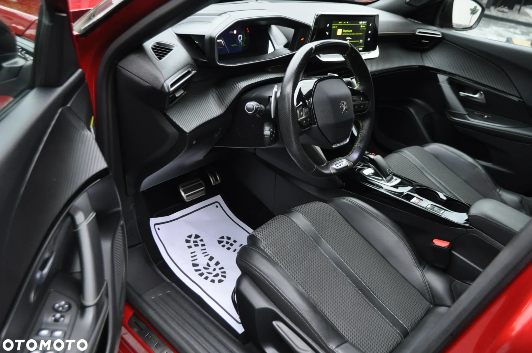 Peugeot 2008 BlueHDi 130 EAT8 GT - 35