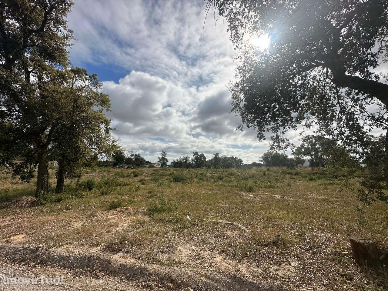 Terreno à venda na Quinta do Picão - Grande imagem: 2/8