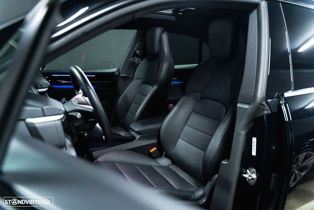 Porsche Macan Electric 4 - 17