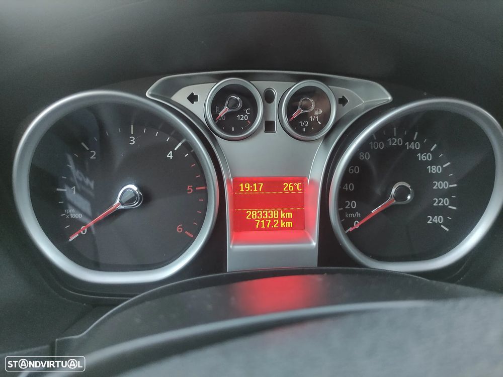 Ford Focus - 11