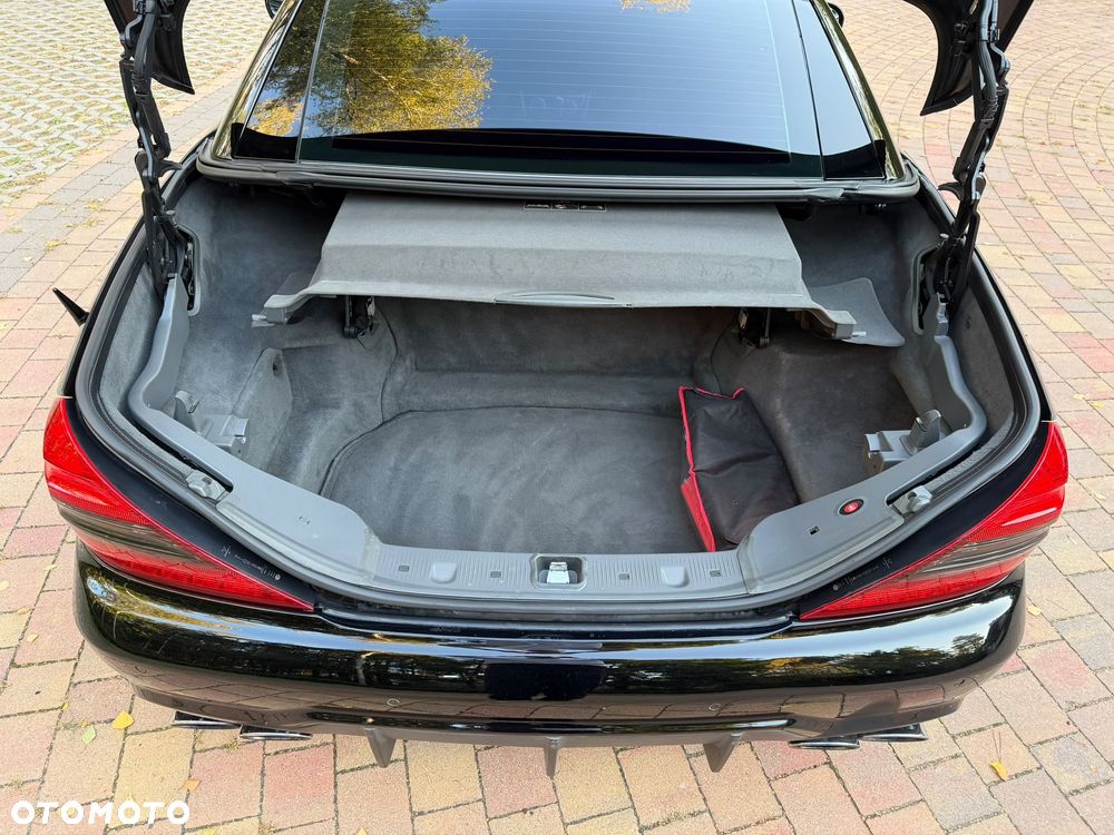 Mercedes-Benz SL 63 AMG SPEEDSHIFT MCT - 17