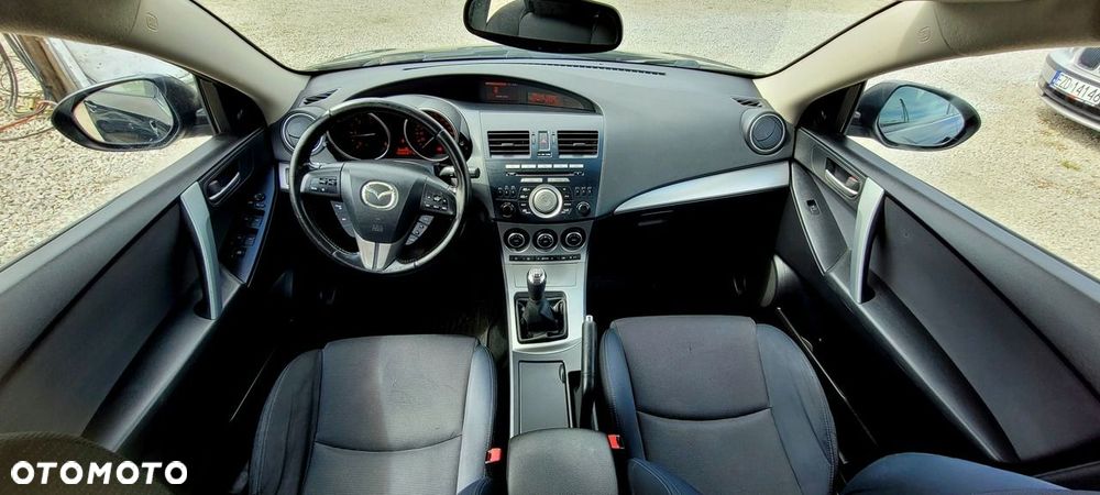 Mazda 3 1.6 CD Exclusive + - 8