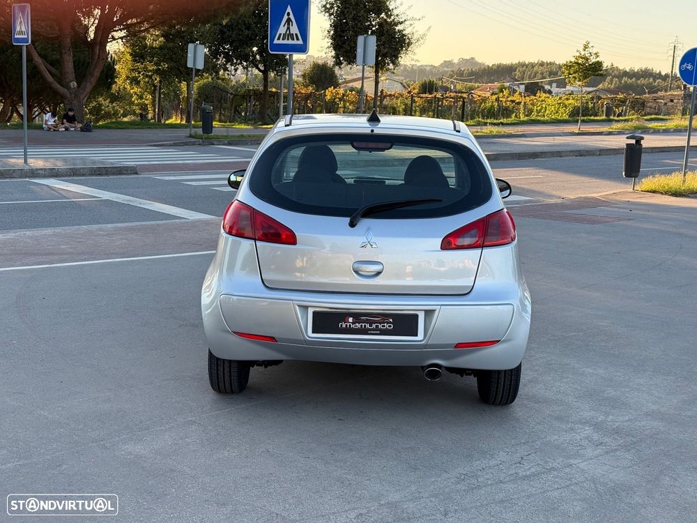 Mitsubishi Colt 1.1 Invite - 6