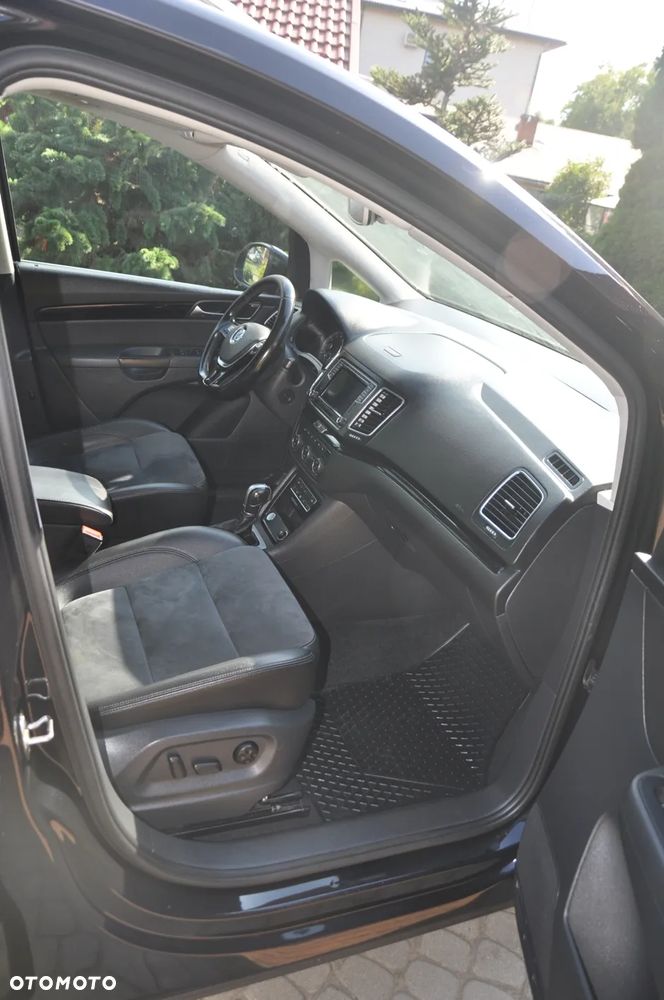 Volkswagen Sharan 2.0 TSI DSG (BlueMotion Technology) Highline - 35