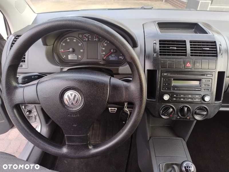 Volkswagen Polo - 6