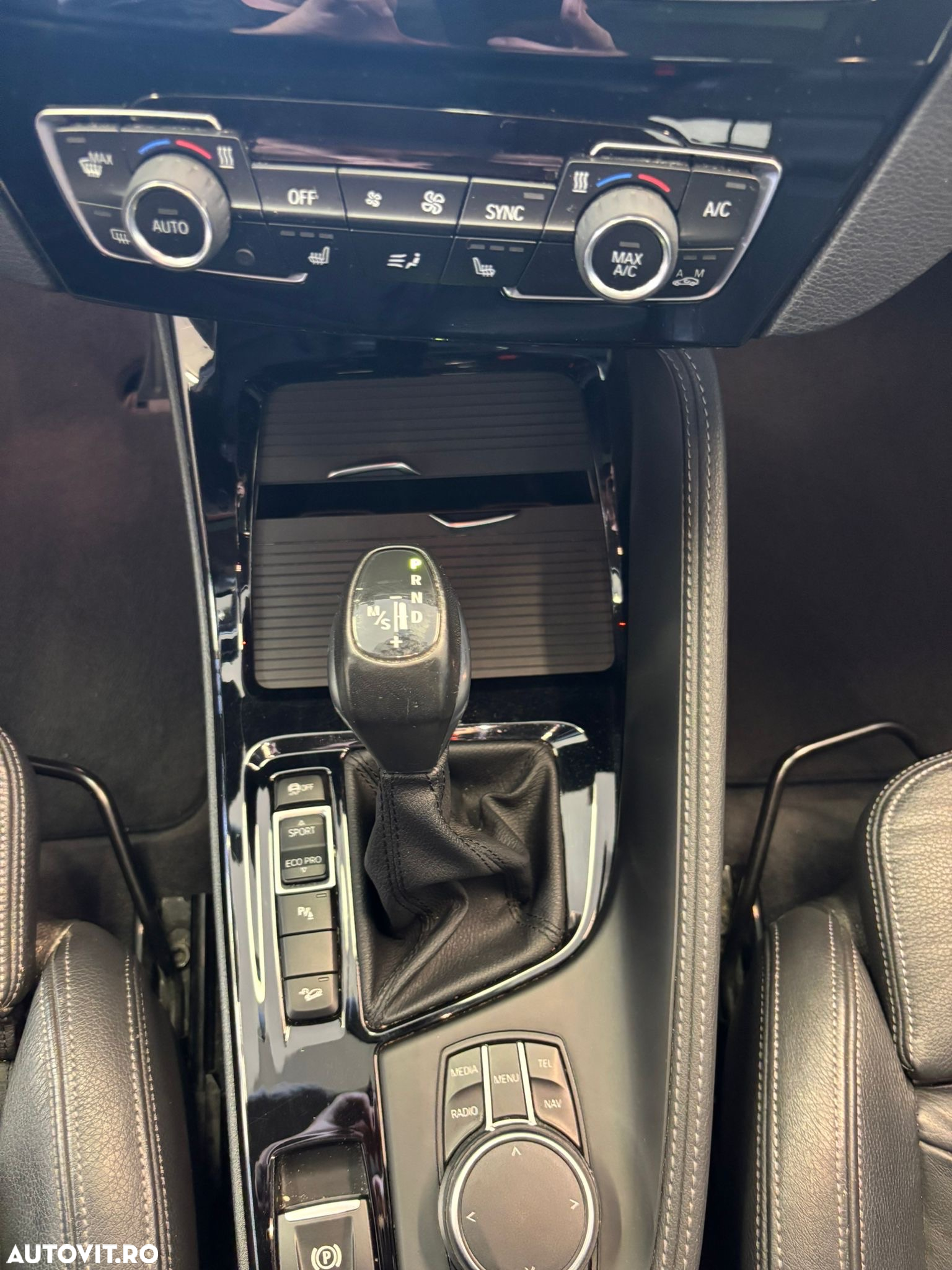 BMW X1 xDrive20d Aut. Sport Line - 10