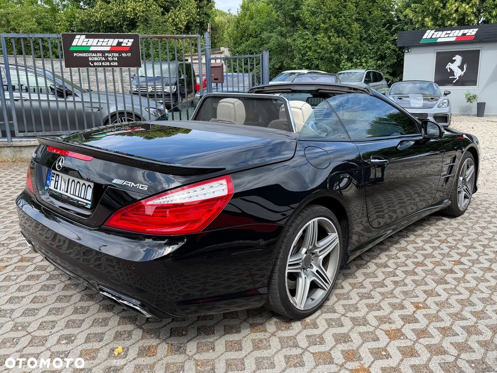 Mercedes-Benz SL 63 AMG - 6