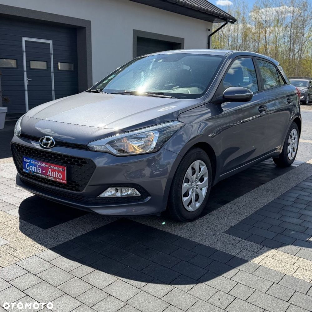 Hyundai i20 - 12